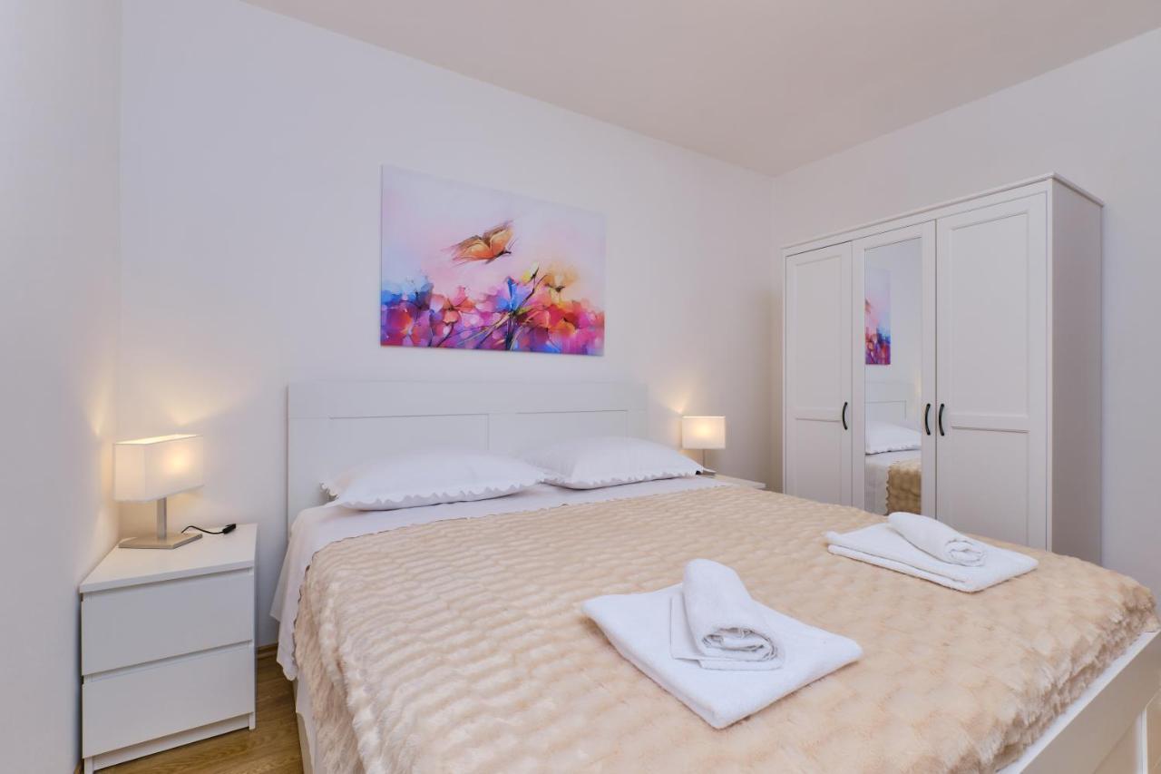 Apartment Budinic Mali Losinj Exterior photo
