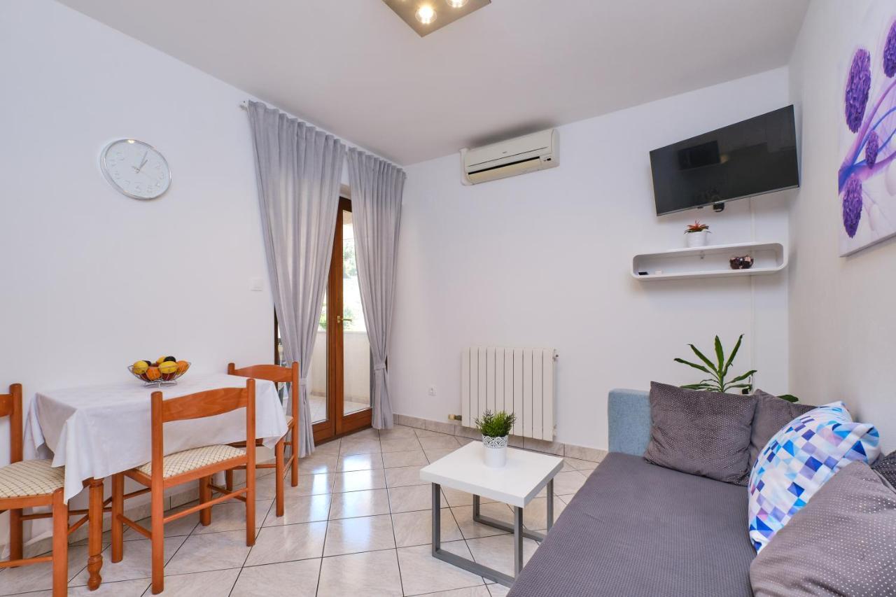 Apartment Budinic Mali Losinj Exterior photo