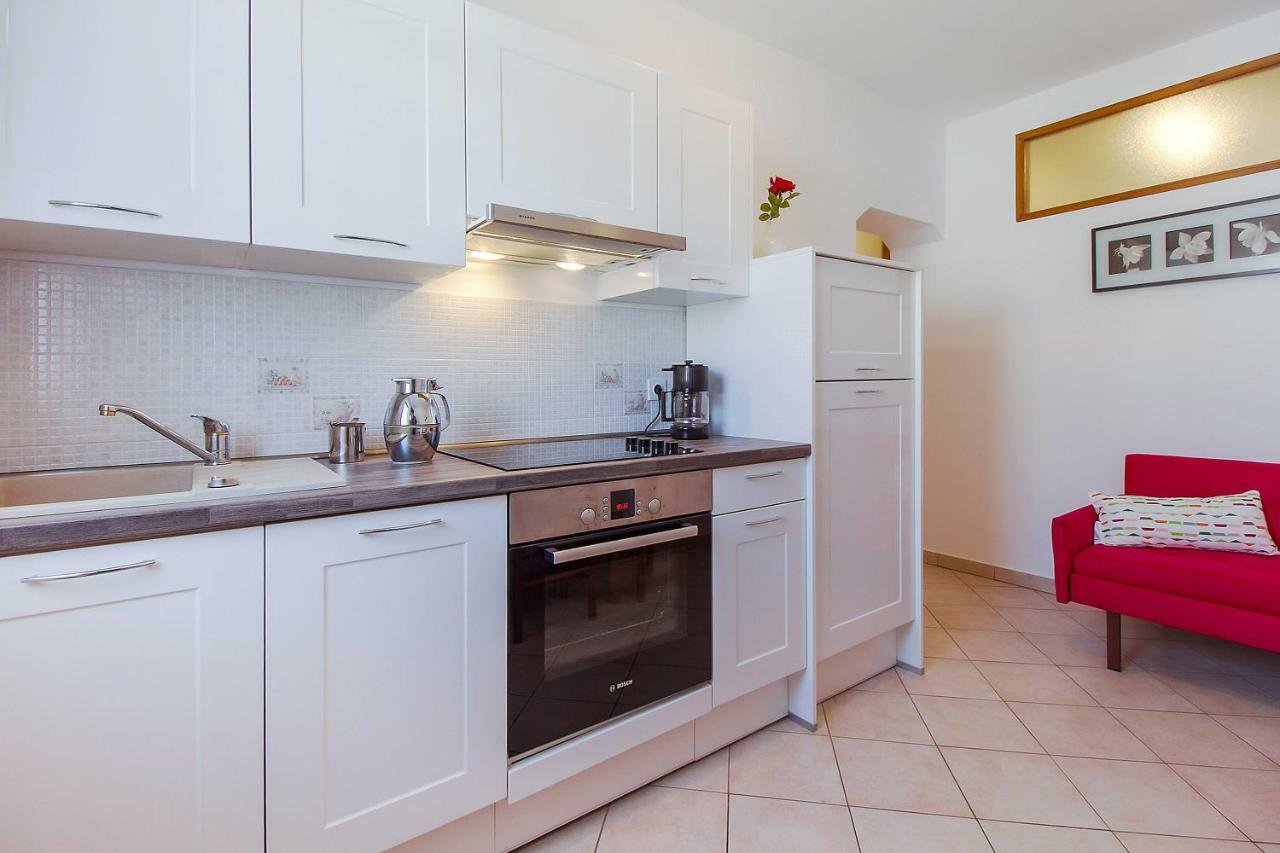 Apartment Budinic Mali Losinj Exterior photo